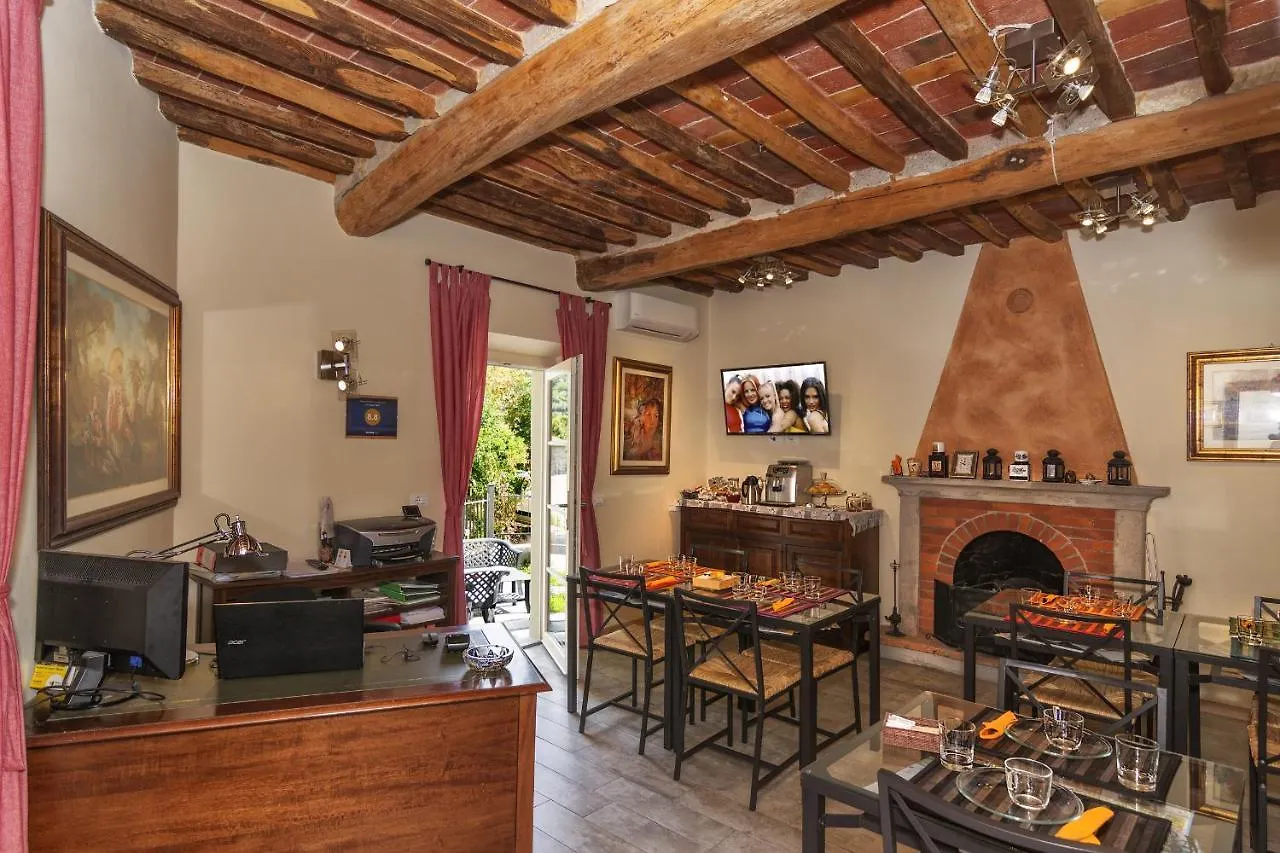 Art Gallery B&B Vorno Bed & Breakfast