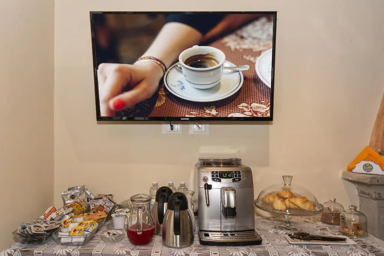 *** Bed & Breakfast Art Gallery B&B Vorno Italy